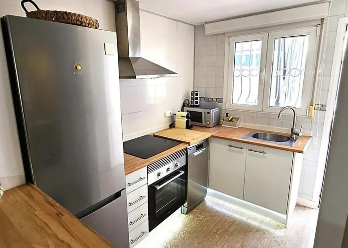 Adosado Alfar Con Piscina